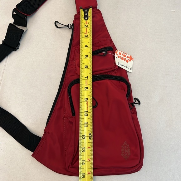 FREE PROPLE MOVEMENT RENEGADE SLING BAG RED NEW WITH TAGS - Picture 13 of 14